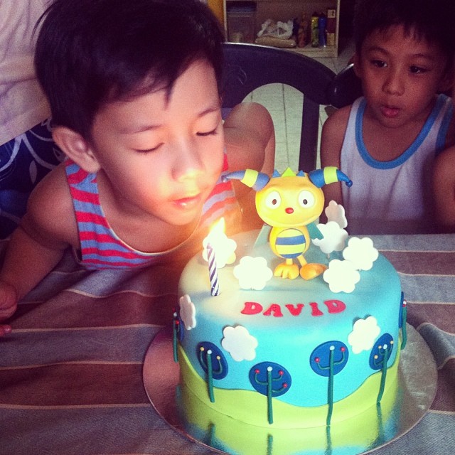 David is 5