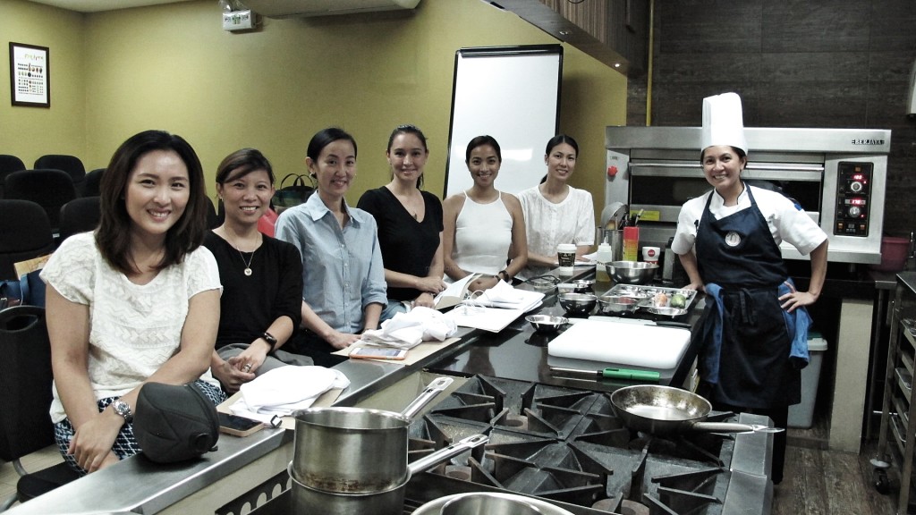 Global Academy SoMoms with Chef Erika