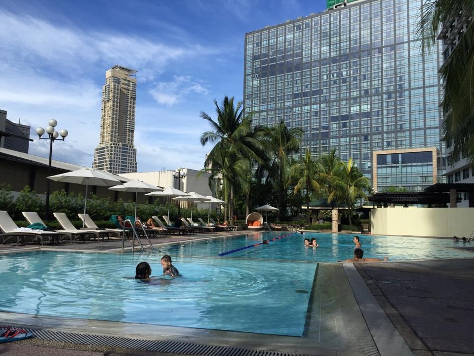 new world hotel makati pool
