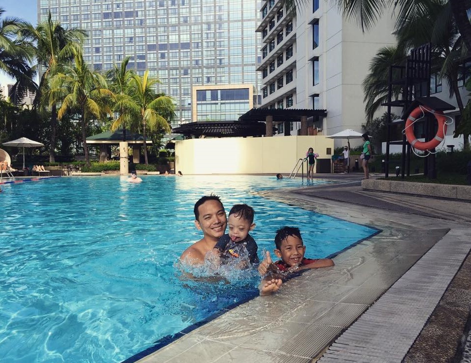 new world makati pool