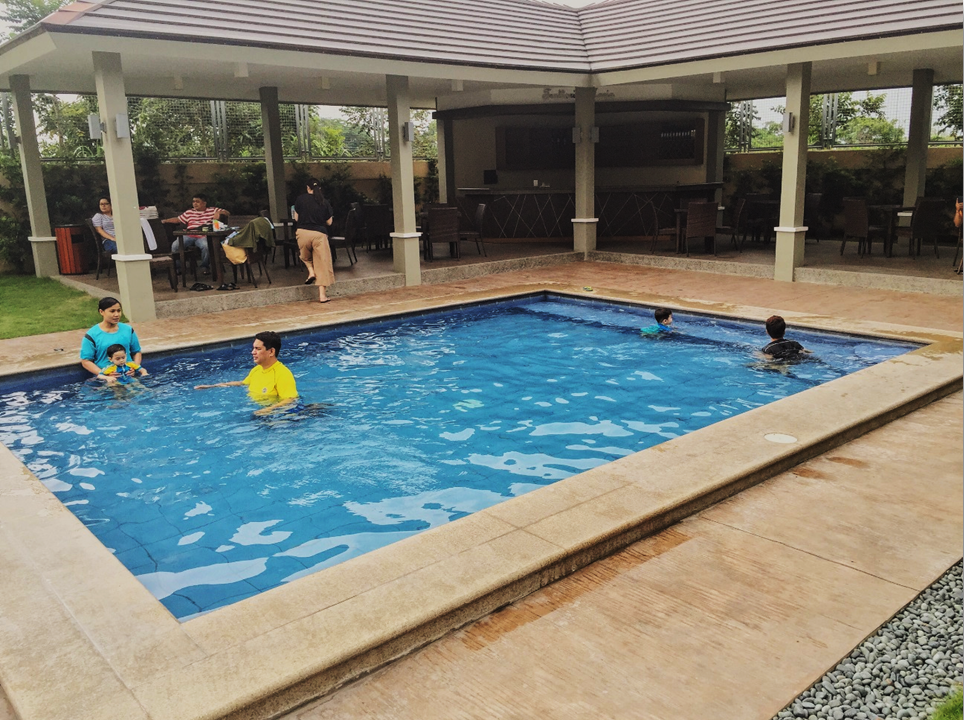 Hotel Monticello Tagaytaw Heated Kiddie Pool