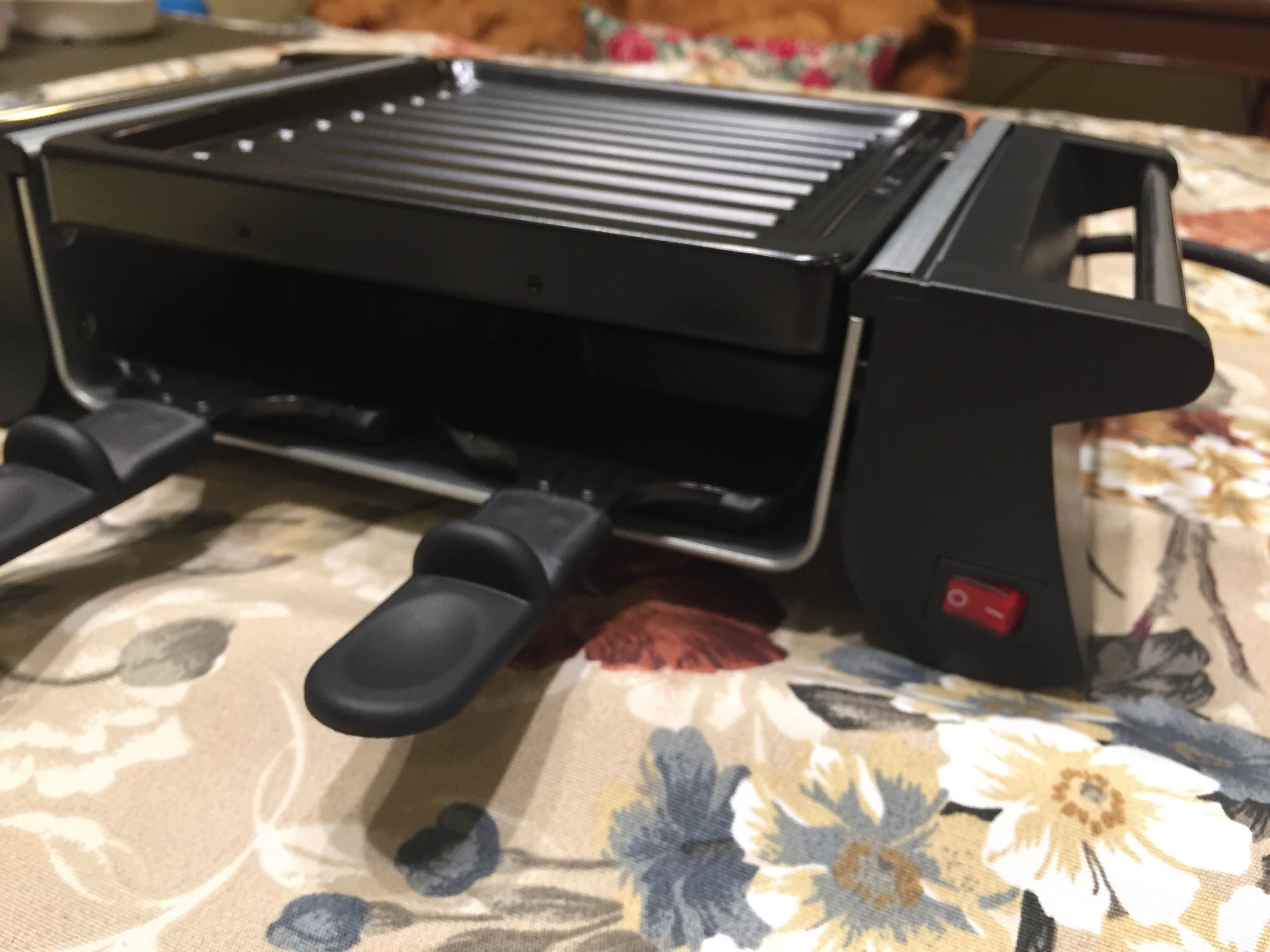 Oster Mini Raclette Grill 4